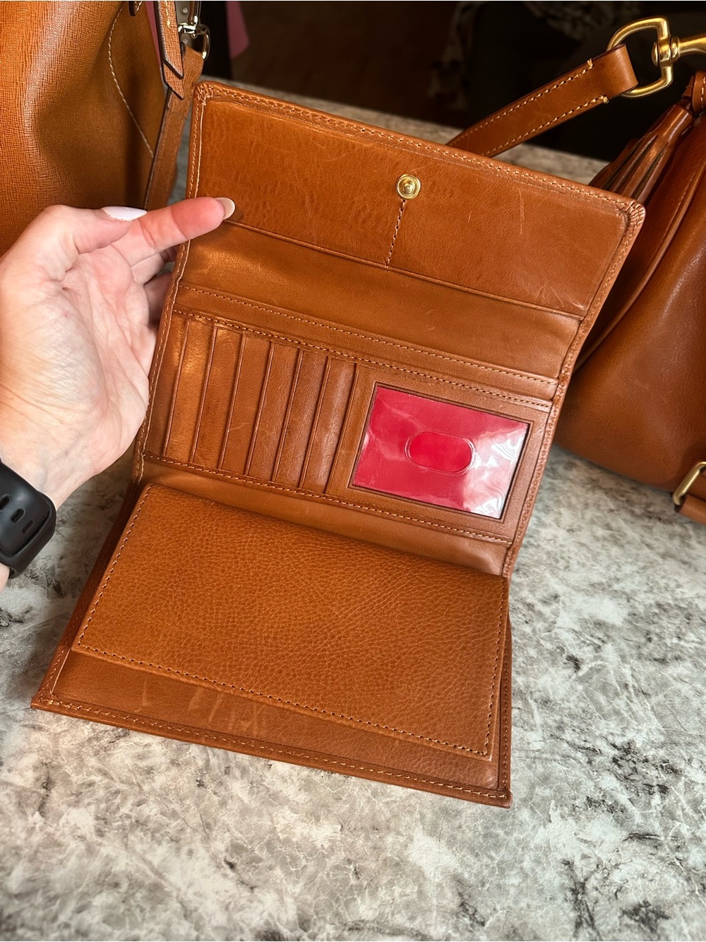DOONEY & BOURKE FLORENTINE MEDIUM SATCHEL ! - Picture 5 of 10